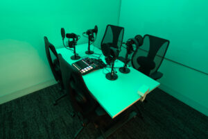 Markham 3060B Podcasting Studio
